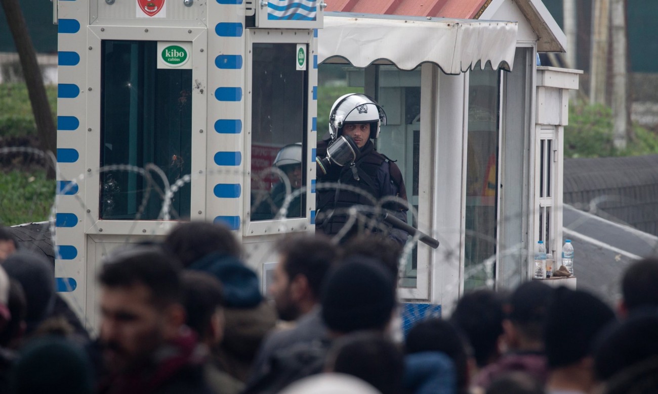 Νέο «πισώπλατο» χτύπημα από ΕΕ σε Ελλάδα: «Σκοτώσατε πρόσφυγες στον Έβρο – Κάνετε παράνομες επαναπροωθήσεις»