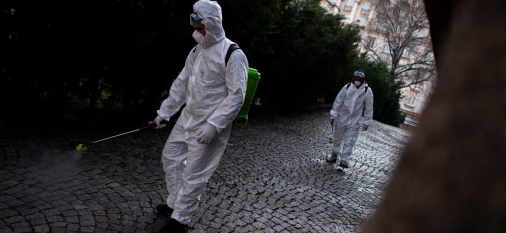 Βουλγαρία: Επιβάλλουν τη συμμόρφωση προς τα μέτρα για την αντιμετώπιση του κορωνοϊού