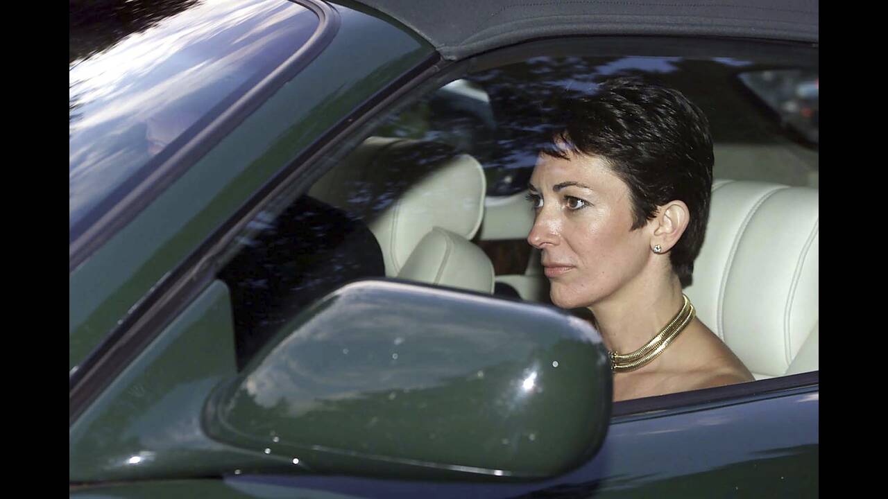 Γκισλέιν Μάξγουελ: Η προαγωγός του Επστάιν κρατούσε ερωτικό αρχείο σε περίπτωση που κάτι πάει στραβά