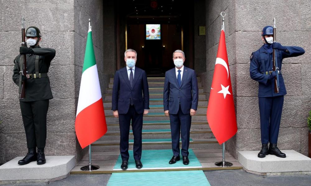 Ιταλός ΥΠΑΜ από Άγκυρα: «Να λυθούν “ισορροπημένα” οι διαφορές στη Μεσόγειο»