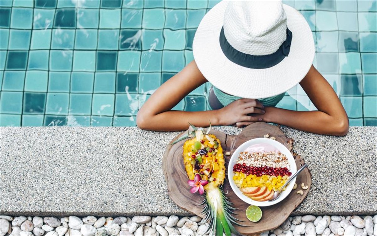 Με αυτούς τους τρόπους θα μειώσετε τις θερμίδες το καλοκαίρι