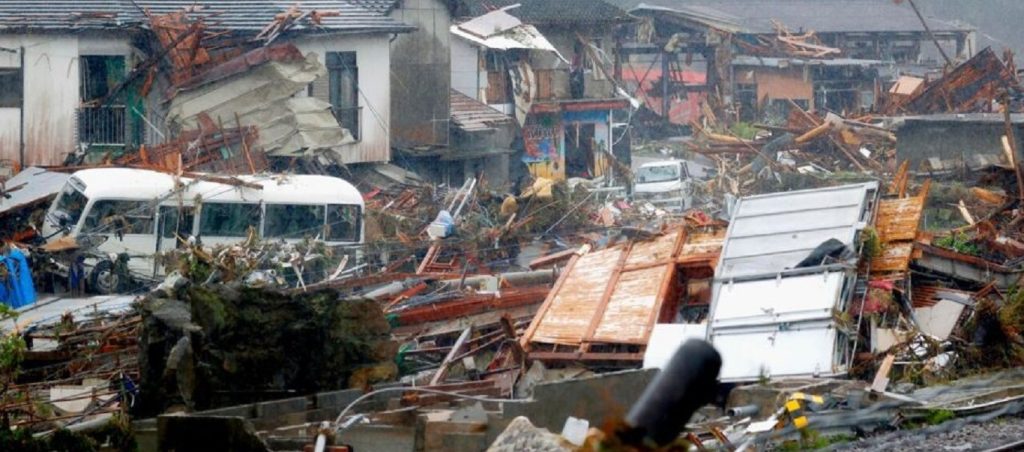 Ιαπωνία: Πάνω από 50 οι νεκροί από τις σαρωτικές βροχοπτώσεις (βίντεο)