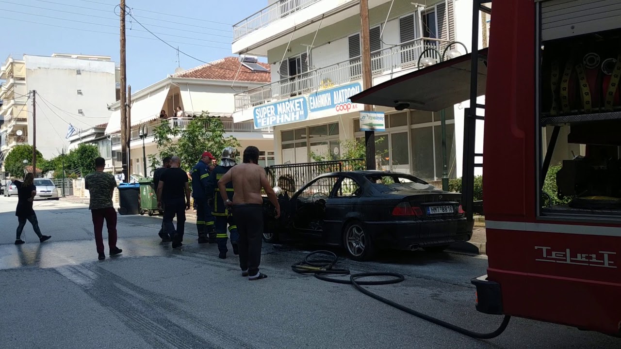 Τρομακτικό βίντεο: Η στιγμή που αυτοκίνητο στην Κοζάνη τυλίγεται στις φλόγες (βίντεο)
