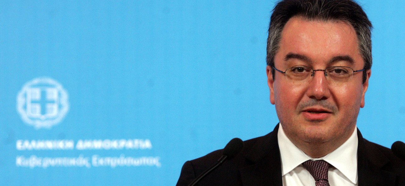 Η. Μόσιαλος: «Το εμβόλιο δεν περιμένουμε να είναι 100% αποτελεσματικό – Ελπίζουμε να είναι έτοιμο τον Αύγουστο»