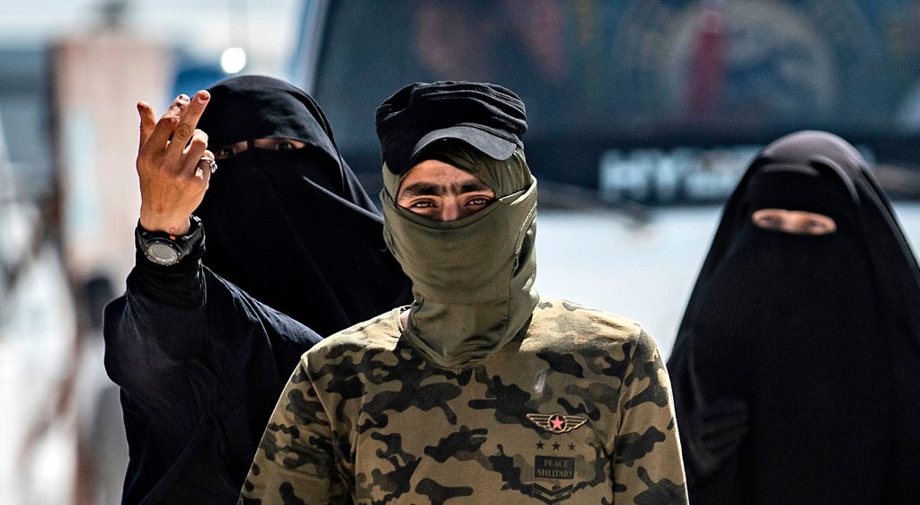 ΗΠΑ: Απέλυσαν υπάλληλο σε καφετέρια επειδή έγραψε  ISIS σε ένα… φλιτζάνι