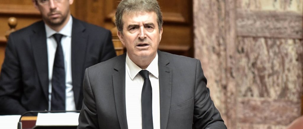 Μ.Χρυσοχοΐδης σε ΚΚΕ: «Είστε υπόδειγμα, το νομοσχέδιο για τις διαδηλώσεις δεν αφορά εσάς» – Ποιους αφορά τότε;