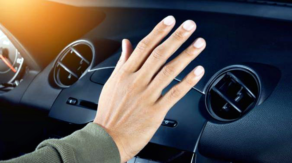 Με αυτά τα κόλπα θα λειτουργεί το air condition στο αυτοκίνητο χωρίς να καίτε πολύ βενζίνη
