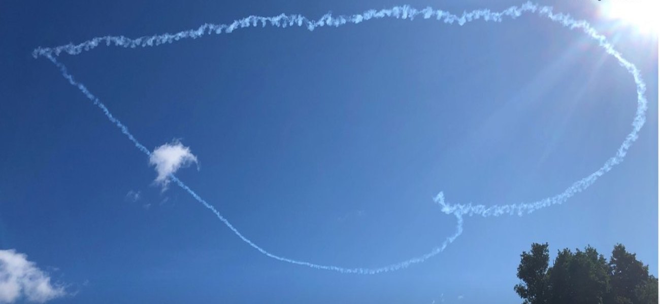 Εικόνες ανθρωπιάς στην Σουηδία: Καρδιές κόσμησαν τον ουρανό προς τιμήν των θυμάτων της πανδημίας