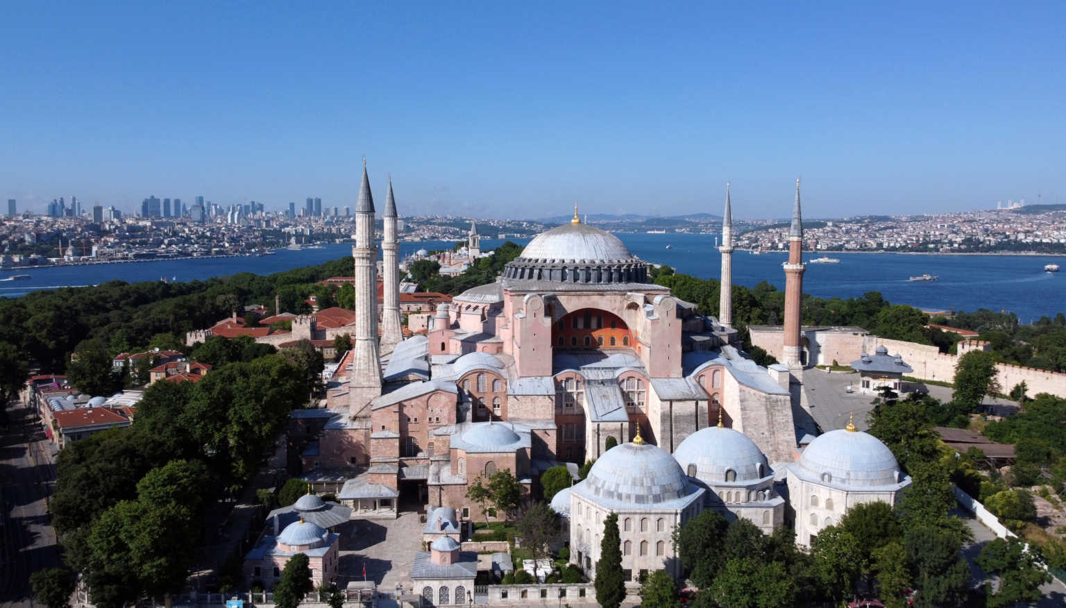 ΚΚΕ: «Η απόφαση μετατροπής σε τζαμί της Αγίας Σοφίας αποτελεί στοιχείο κλιμάκωσης της τουρκικής προκλητικότητας»