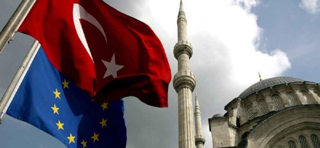 ΕΕ προς Ερντογάν: «Σημαντικός εταίρος η Τουρκία – Να αλλάξει στάση στα θέματα της Ανατολικής Μεσογείου και της Λιβύης»