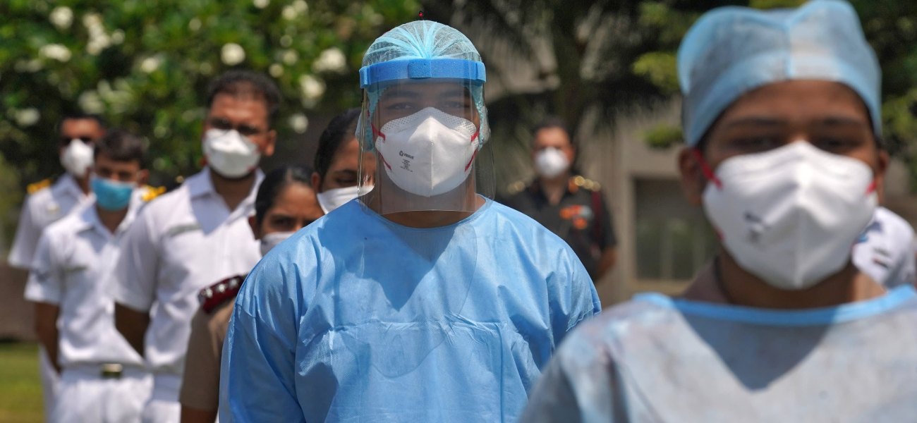 Ινδία: Ανησυχία για τον αριθμό ρεκόρ νέων κρουσμάτων