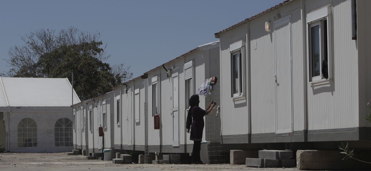 Θήβα: Επιχείρηση της δίωξης στην Δομή παράνομων Μεταναστών – Τρεις συλλήψεις για μεγάλες ποσότητες κάνναβης