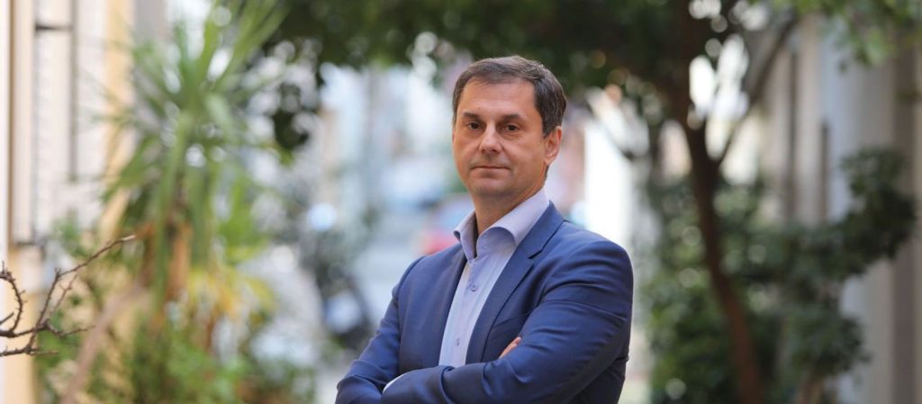 Χ.Θεοχάρης: «Ευπρόσδεκτοι οι Βρετανοί τουρίστες στην Ελλάδα» (βίντεο)