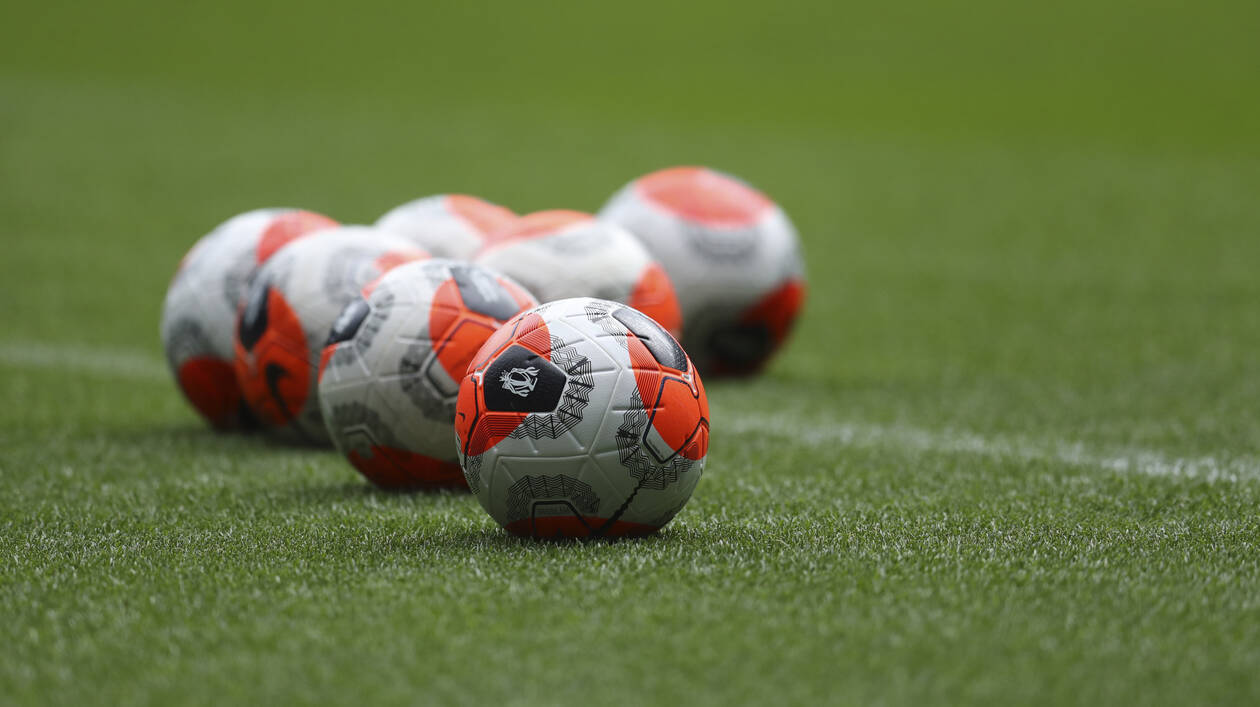 Ποδοσφαιριστής της Premier League έστειλε ανώνυμη επιστολή και ανακοίνωσε ότι είναι… ομοφυλόφιλος