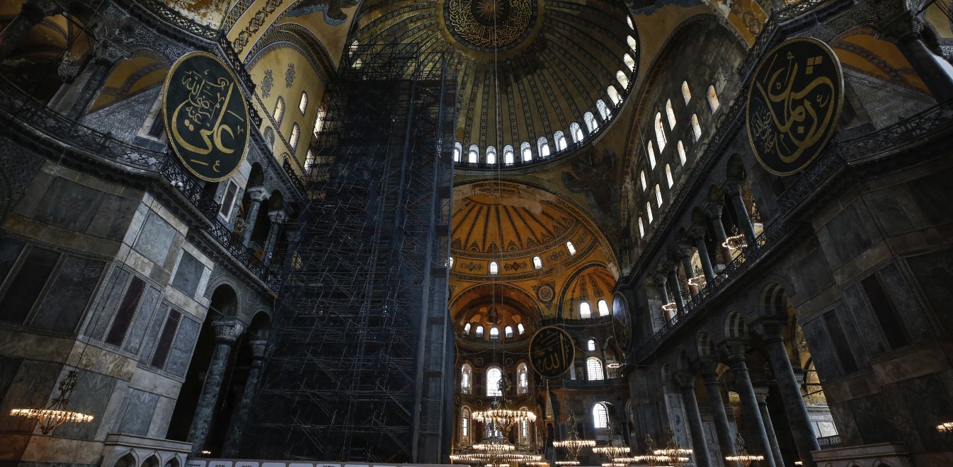 Αντιδράσεις Τούρκων στην προσπάθεια Ερντογάν να μετατραπεί η Αγία Σοφία σε τζαμί