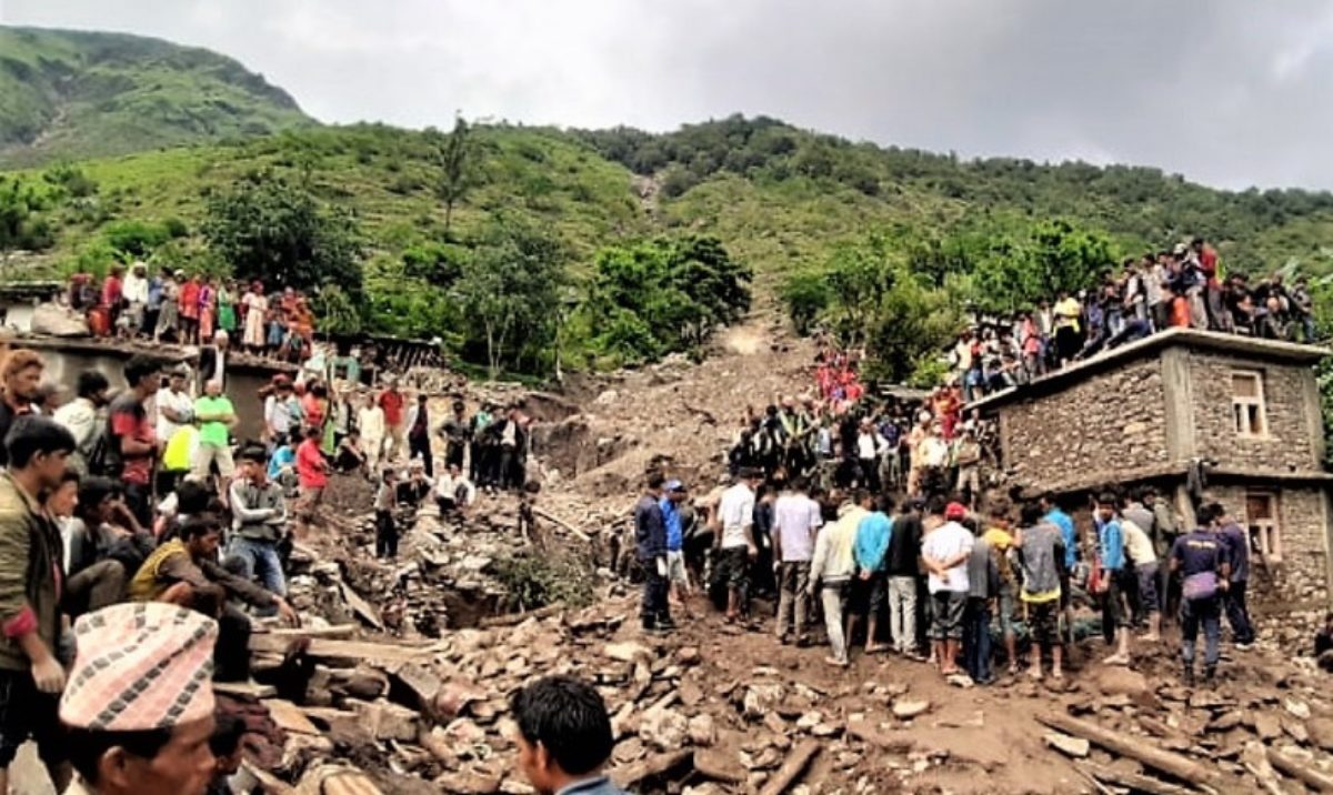 Ισχυρές βροχοπτώσεις στο Νεπάλ: Τουλάχιστον 40 νεκροί – Φεύγουν από τα σπίτια τους χιλιάδες άνθρωποι