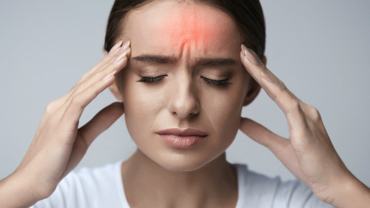 Επίμονος πονοκέφαλος: Πως να καταλάβετε αν είναι ενδοκρανιακή υπέρταση