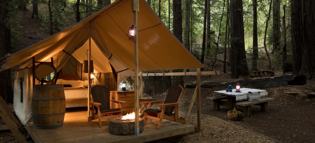 Glamping: Αυτές είναι οι διακοπές με 30 ευρώ