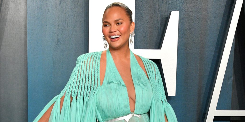 Κρίσι Τέιγκεν: Αποθεώνει το αυγολέμονο και την ελληνική κουζίνα! (φώτο)