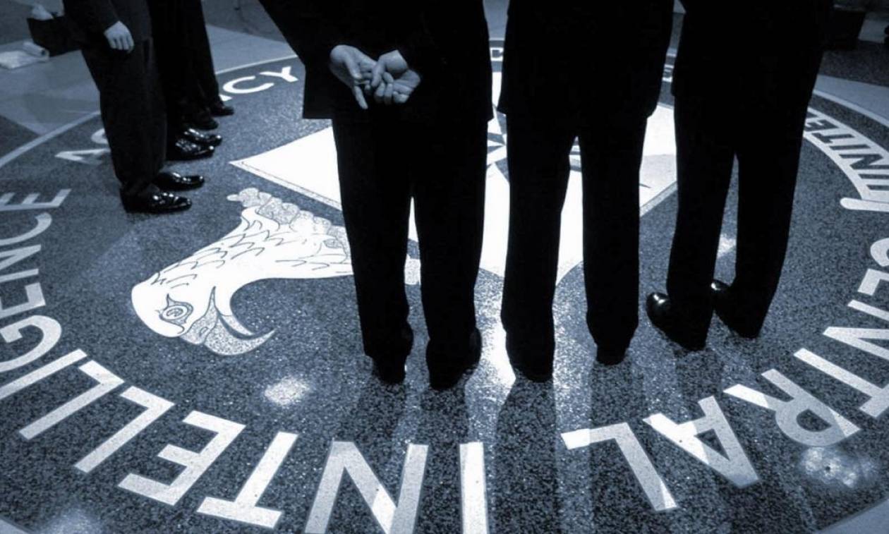 CIA: Το απίθανο κόλπο με το οποίο κατάφερε να παρακολουθεί τους πάντες