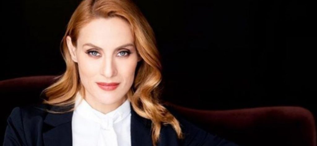 Ε. Μελέτη: Αναλαμβάνει ενημερωτική εκπομπή στην πρωινή ζώνη του Alpha