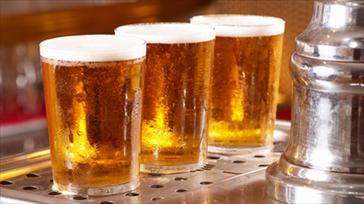 Πότε η μπίρα γίνεται ευεργετική για τη σεξουαλική ζωή των ανδρών;