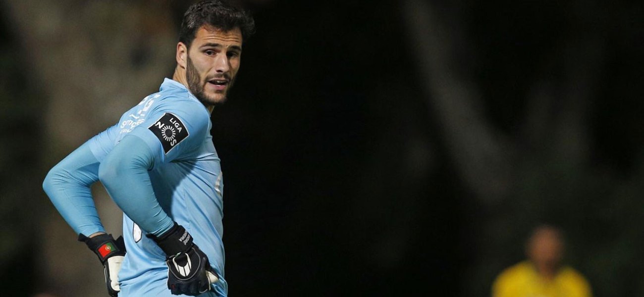 Απίστευτο περιστατικό: Ποδοσφαιριστής μπήκε σε καραντίνα στο… ημίχρονο