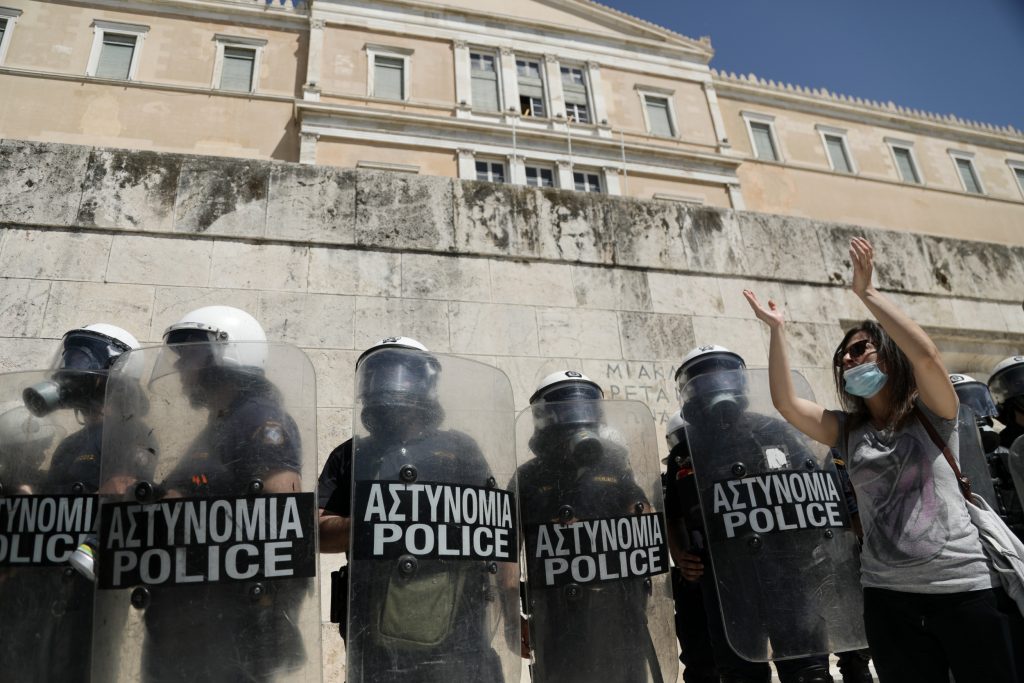 Δικηγορικός Σύλλογος: «Με αυτό το νομοσχέδιο δεν μπορεί να γίνει καμία πορεία πλέον – Έρχονται οι ‘αυτοφοράκηδες’»