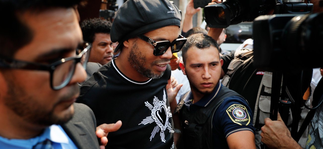 Ροναλντίνιο: Παραμένει σε κατ οίκον περιορισμό σε ξενοδοχείο της Παραγουάης
