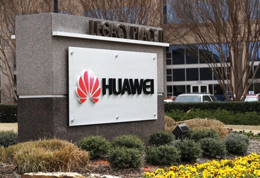 Συνάντηση με τον Μ.Τζόνσον ζητά η Huawei