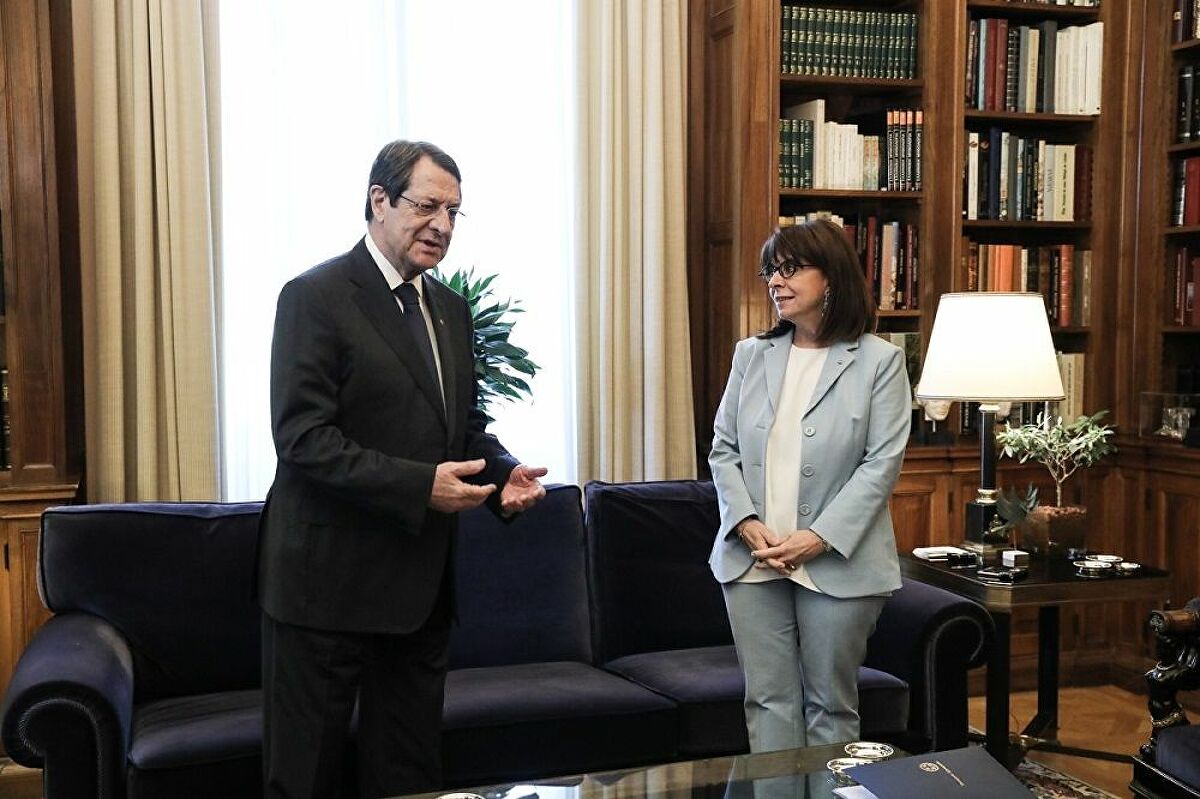 Α.Σακελλαροπούλου σε Ν.Αναστασιδη για Αγία Σοφία: «Πληγώνει όσους αντιλαμβάνονται ότι είναι ένα κορυφαίο μνημείο»