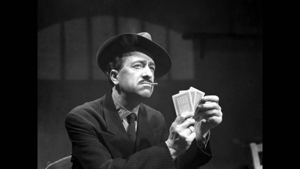 Σπάνια φωτογραφία από τα παιδικά χρόνια του Μίμη Φωτόπουλου