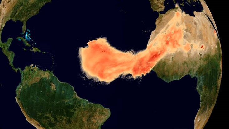 «Σύννεφο Γκοτζίλα»: Το εντυπωσιακό φαινόμενο από τη Σαχάρα που σκεπάζει τον Ατλαντικό (βίντεο)