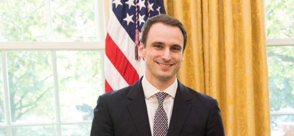 Μάικλ Κράτσιος: Ο 34χρονος ομογενής υφυπουργός Άμυνας των ΗΠΑ