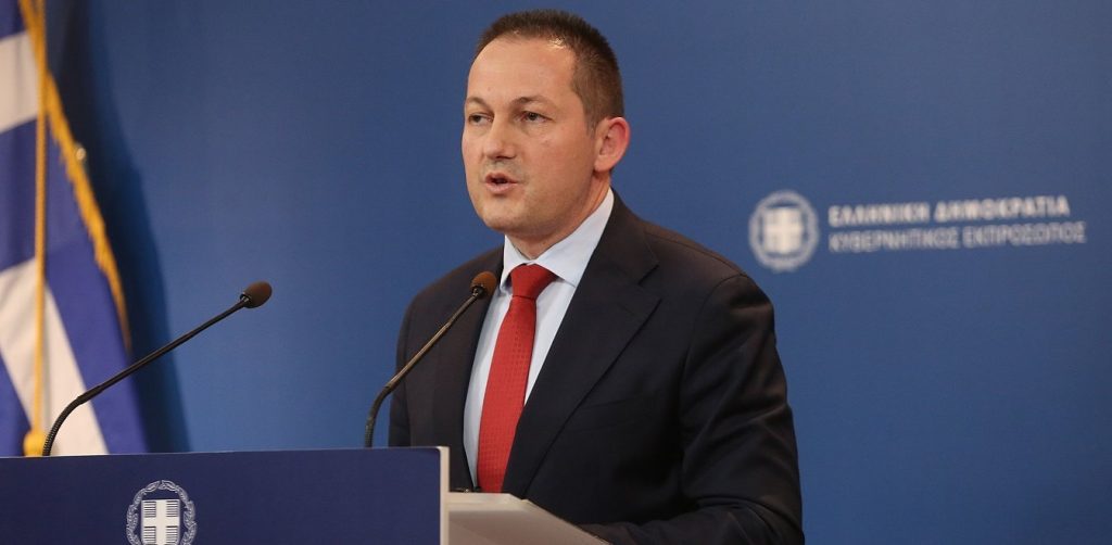 Σ.Πέτσας: «Δεν ξεμπερδέψαμε με τον κορωνοϊό – Είναι εδώ και “τρέφεται” από την χαλάρωσή μας»