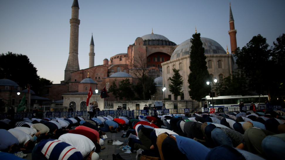 Συγκέντρωση διαμαρτυρίας στην Αθήνα την ημέρα της μετατροπής της Αγίας Σοφίας σε τζαμί