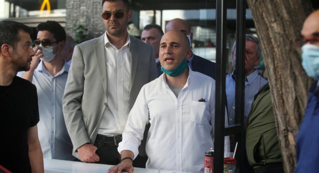 Συγκέντρωση πολιτών στην πλατεία Βικτωρίας ενάντια στην παράνομη μετανάστευση παρουσία Κ.Μπογδάνου & Η.Κασιδιάρη