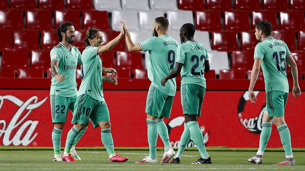 Επική γκάφα από την Ρεάλ Μαδρίτης: Πόσταραν τα μπλουζάκια του πρωταθλήματος και… τα κατέβασαν μετά από λίγο (φώτο)