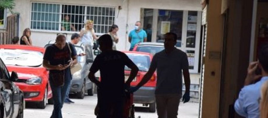 Επίθεση με τσεκούρι στην Κοζάνη: Σε κρίσιμη κατάσταση ο 56χρονος – Διασωληνωμένη η 67χρονη