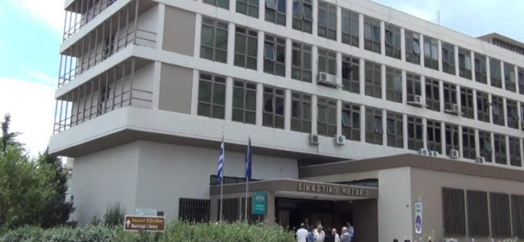 Κοζάνη: Στη φυλακή με σύμφωνη γνώμη ανακριτή και εισαγγελέα ο δράστης της επίθεσης στην εφορία