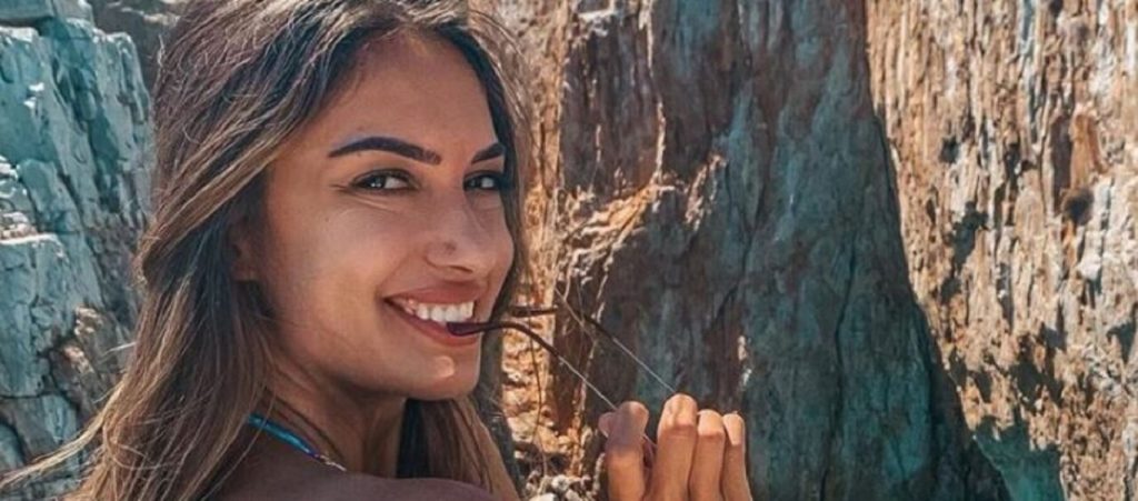 H Άννα Πρέλεβιτς φοράει κιμονό και γοητεύει (φώτο)