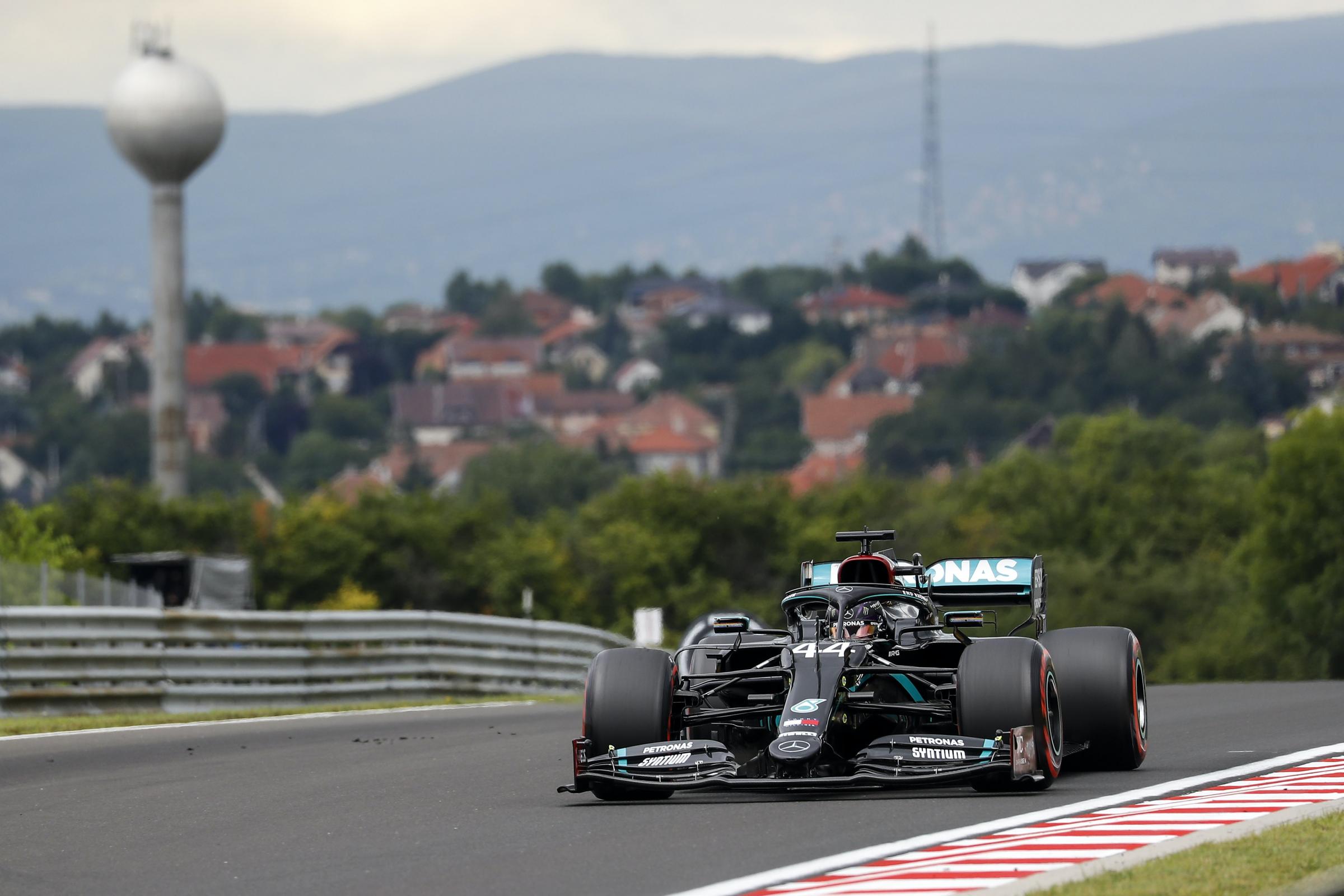 Formula 1: Άνετο «1-2» για τις Mercedes – Pole ο Λ. Χάμιλτον