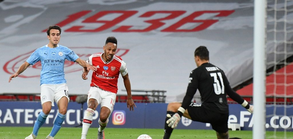 Στον τελικό του Κυπέλλου Αγγλίας η Άρσεναλ – Κέρδισε (2-0) την Μάντσεστερ Σίτι