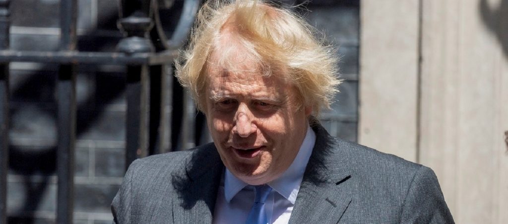 Ίδιος ο Μπ. Τζόνσον ο μικρός Γουίλφρεντ – Η πρώτη κοινή φωτογραφία τους (φώτο)