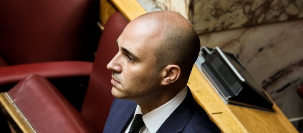 «Χαμός» στο Twitter με Μπογδάνο και Μπογιόπουλο – «Είναι για λύπηση το παιδί» – «Ήρθε η ώρα σου»