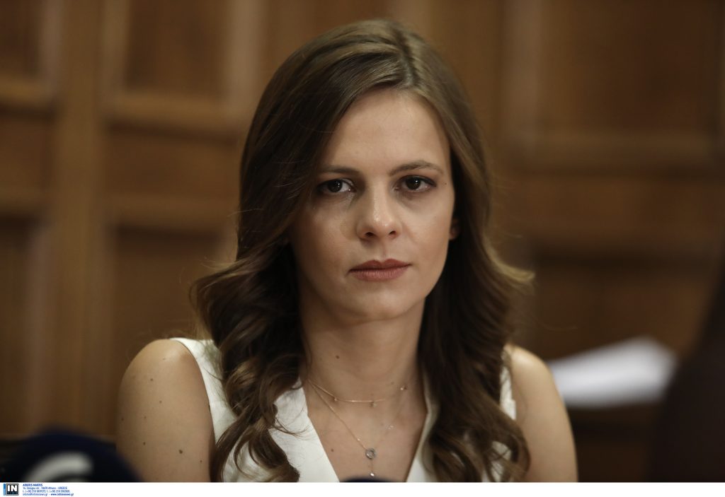 Ε.Αχτσιόγλου: «Η κυβέρνηση επαναλαμβάνει τις αποτυχημένες συνταγές από τα παλιά»