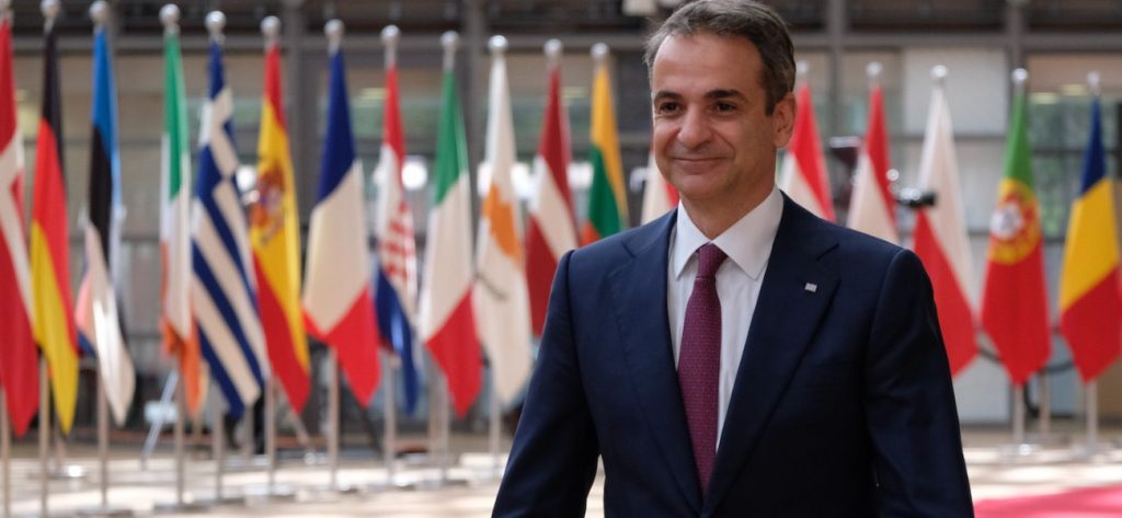 Handelsblatt για Κ.Μητσοτάκη: «Είχε υποσχεθεί οικονομική επανεκκίνηση – Η ανάκαμψη πρέπει να περιμένει»