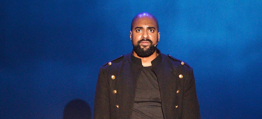 Ησαΐας Ματιάμπα: Δύσκολες ώρες για τον τραγουδιστή – Έχασε τον πατέρα του