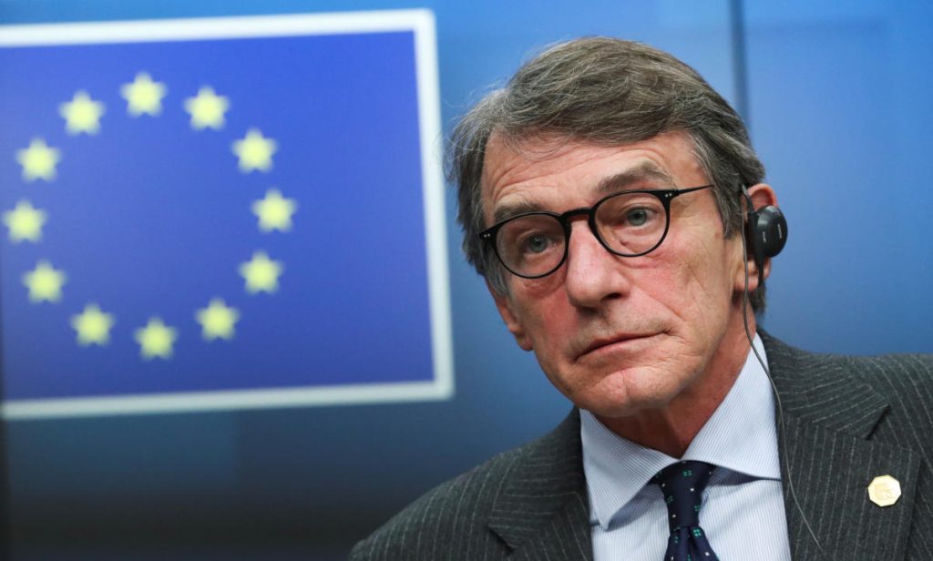 Ευρωκοινοβούλιο: Με βέτο απείλησαν τους «27» Σασόλι και Βέμπερ αν δεν καταλήξουν σε συμφωνία που τηρεί τους κανόνες