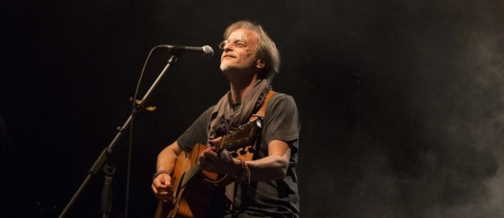 Μίλτος Πασχαλίδης: Έγινε μπαμπάς – Η πρώτη φωτογραφία με το μωρό (φωτό)